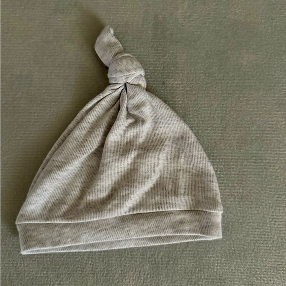 Newborn George brand unisex baby outfit - Picture 2 of 5